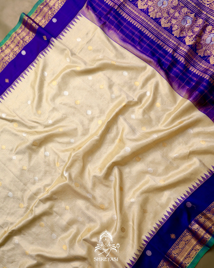 Handloom Pure Gadwal Silk Saree with Kuttu Korvai Border and Contrast Bhuti Blouse