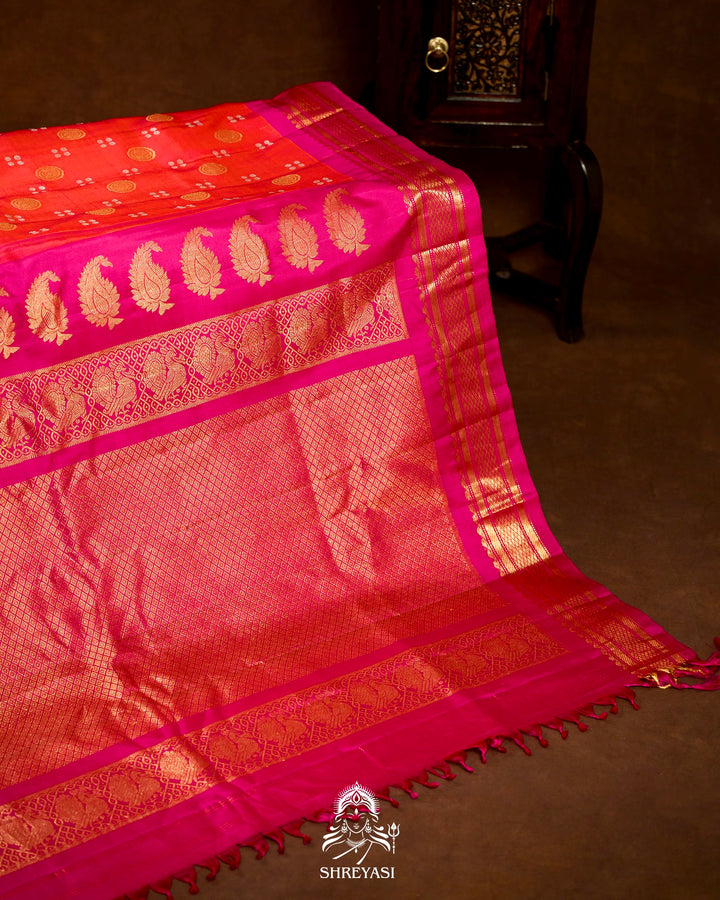 Handloom Pure Gadwal Silk Saree with Contrast Full Bhuti Blouse