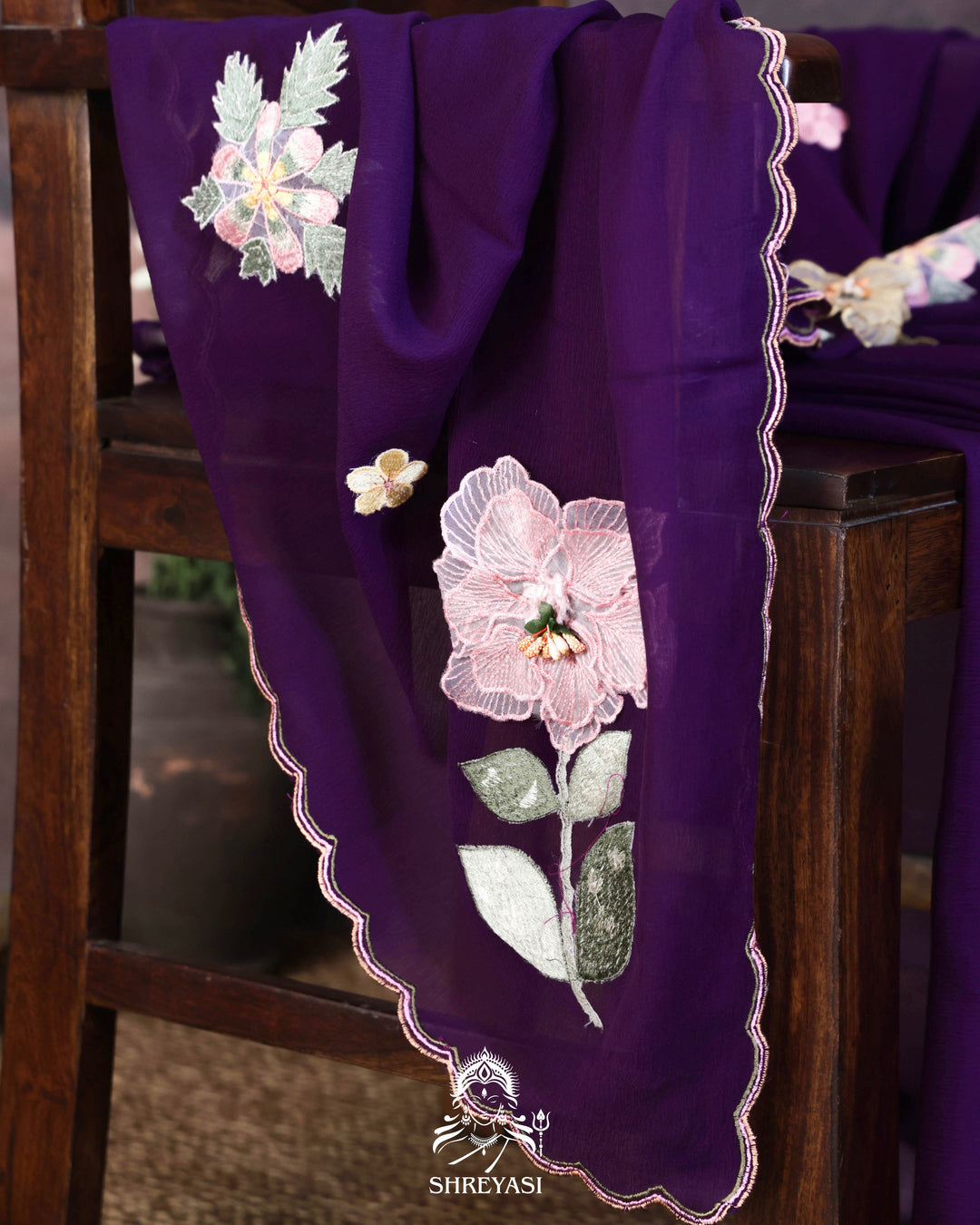Handloom Pure Chiffon Saree with 3D Appliqué Embroidery