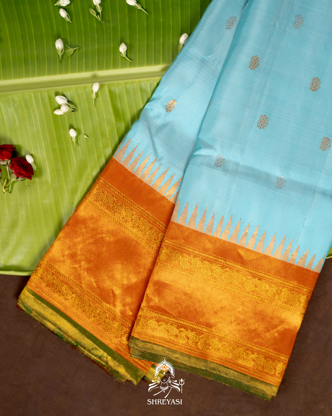 Handloom Pure Gadwal Silk Saree with Tissue Kuttu Border and full Bhuti Silk Blouse