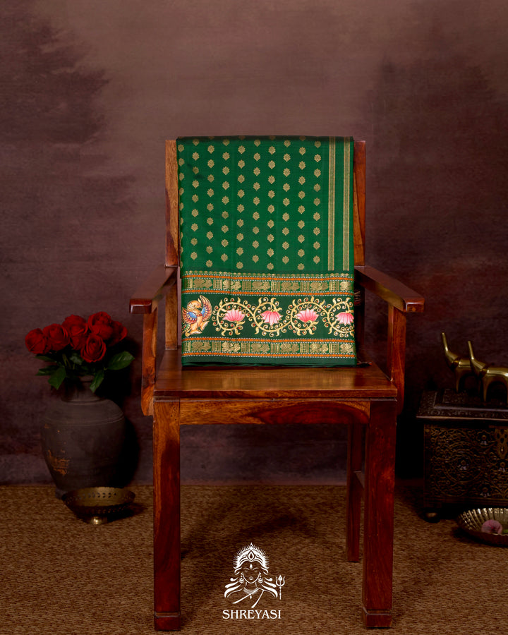 Handloom Pure Kanjivaram Silk Saree in Real Zari with Tanjore Kili and Kamalam Artwork