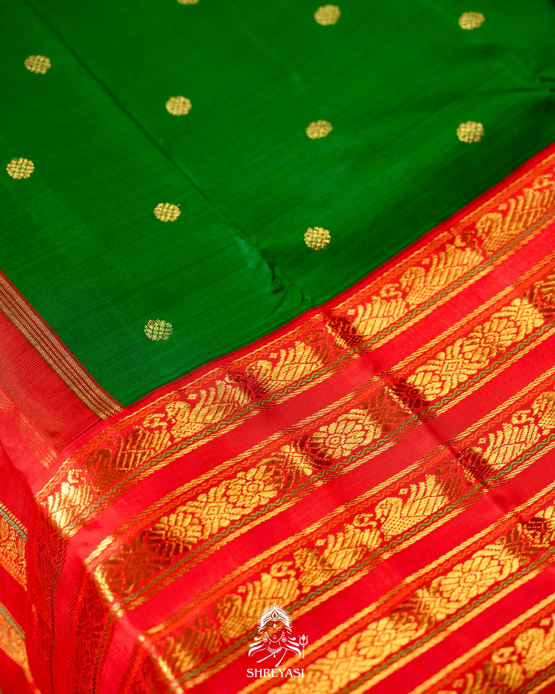Handloom Pure Kanjivaram Silk Saree in Real Zari in Emerald Green with Kumkum Red Korvai Border