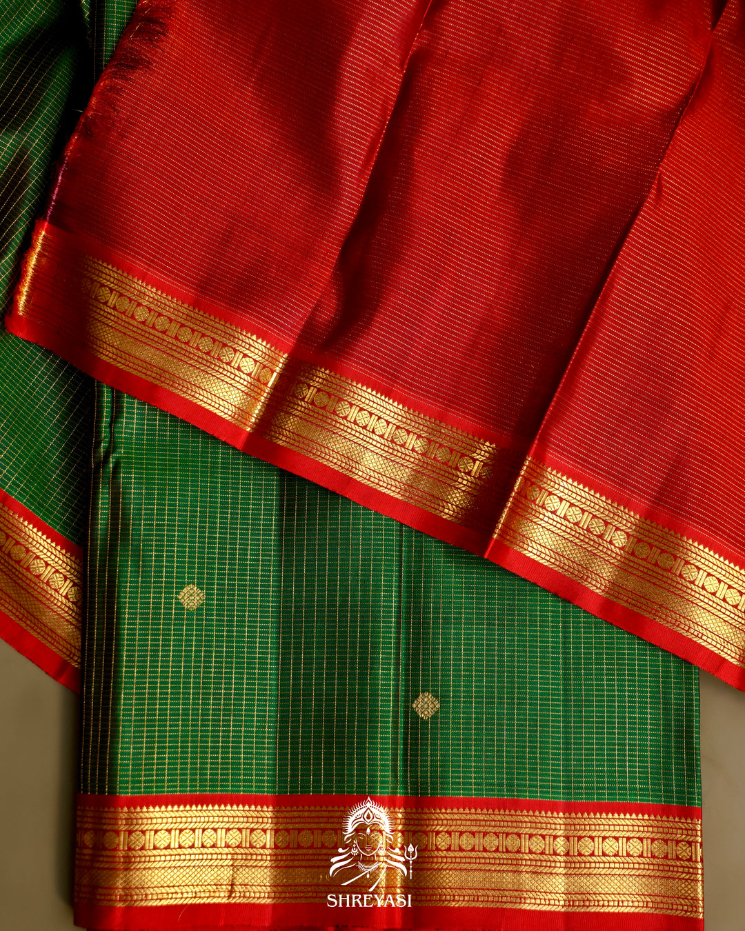 Kanjivaram Silk Saree with Real Zari and Vairoosi Weaving