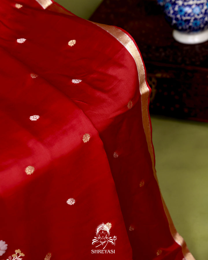 Handloom Pure Mashru Silk Saree with Sona Rupa Meenakari Bhutis and Nakshi Pallu