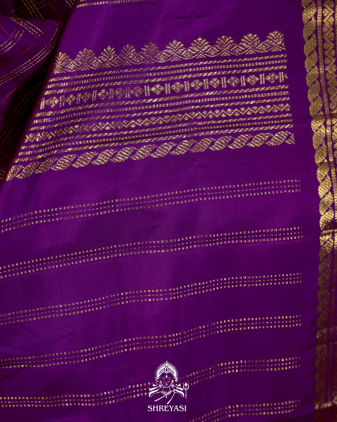 Handloom Pure Kanjivaram Silk Saree in Real Zari with Tanjore Mayil and Kamalam Artwork