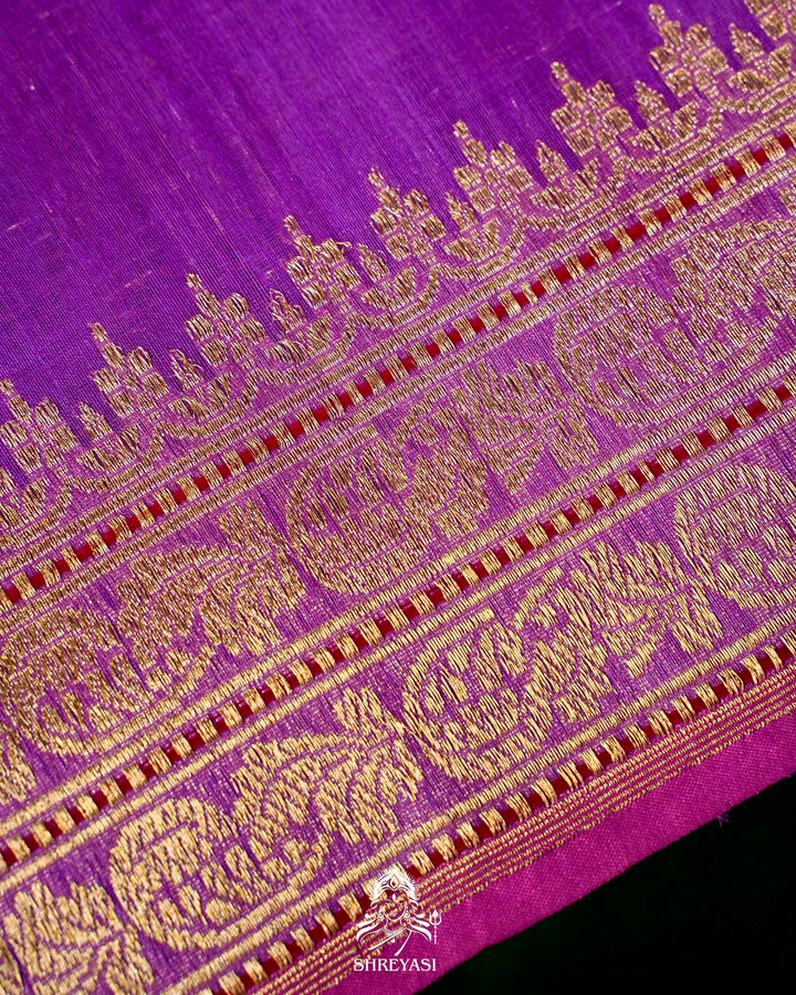 Handloom Pure Banarasi Kora Silk Saree with Kadwa Weaving and Hand Embroidered Maggam Work Blouse