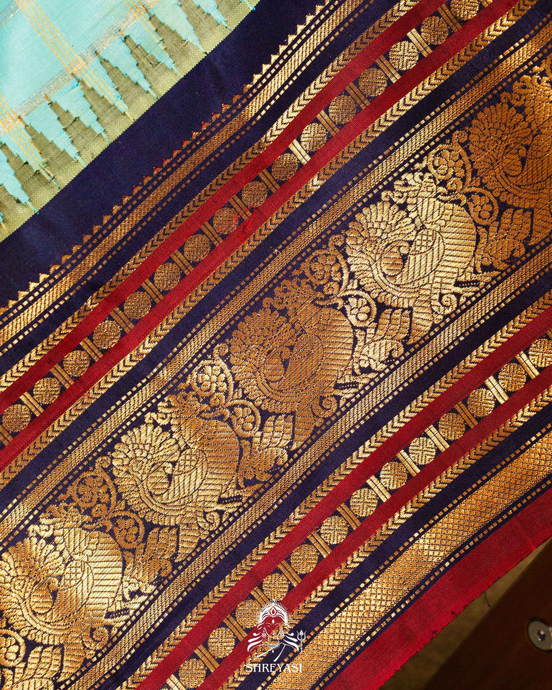 Handloom Pure Gadwal Silk Saree
