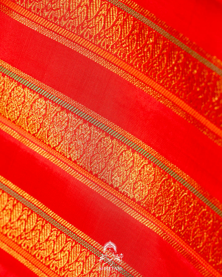 Handloom Pure Kanjivaram Silk Saree in Real Zari in Emerald Green with Kumkum Red Korvai Border