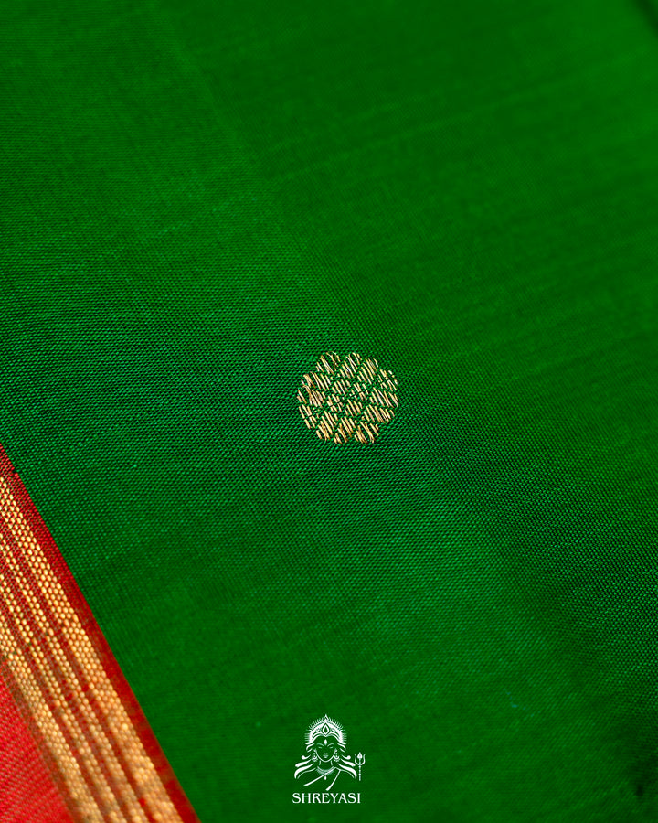 Handloom Pure Kanjivaram Silk Saree in Real Zari in Emerald Green with Kumkum Red Korvai Border