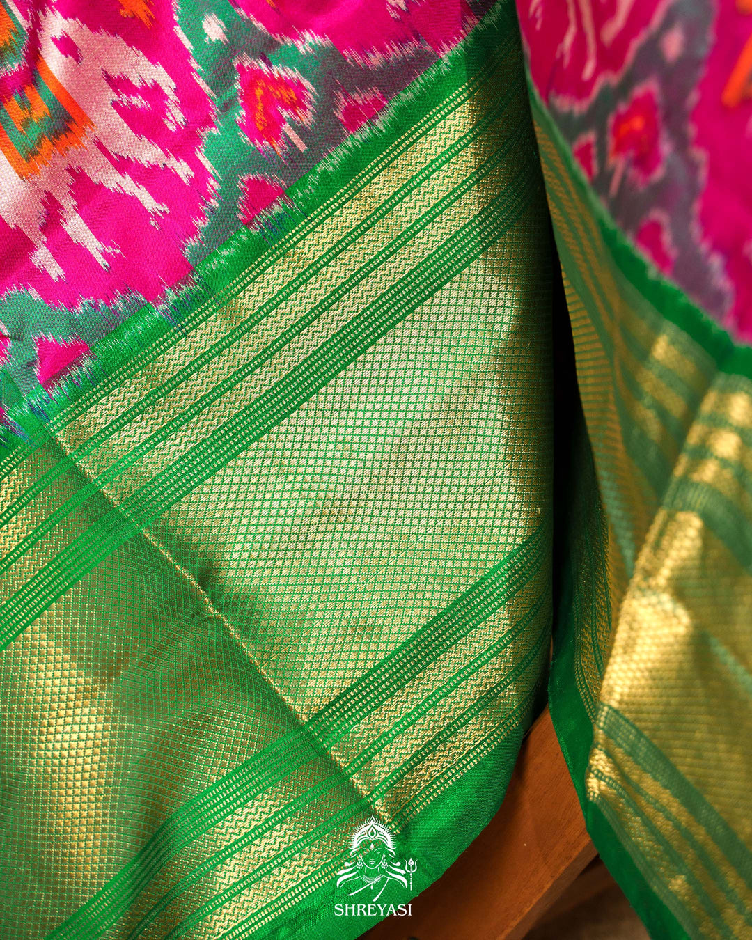 Pink & Green Handloom Pure Pochampally Silk Saree with Kanchi Borders