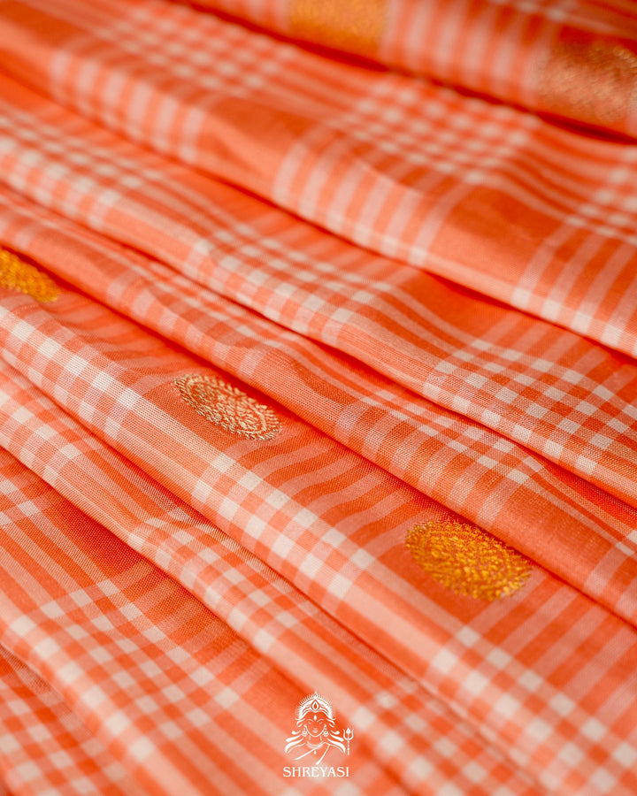 Premium Handloom Pure Gadwal Silk Saree with Kuttu Korvai Border