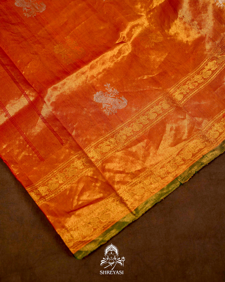 Handloom Pure Gadwal Silk Saree with Tissue Kuttu Border and full Bhuti Silk Blouse