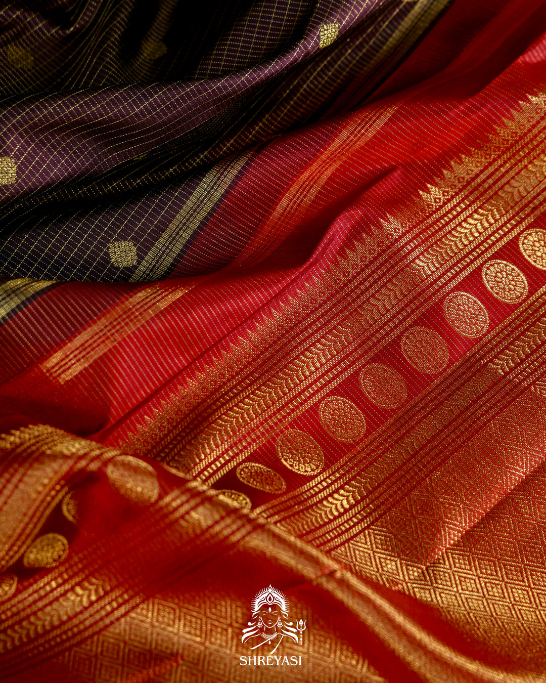 Kanjivaram Silk Saree with Real Zari and Vairoosi Weaving