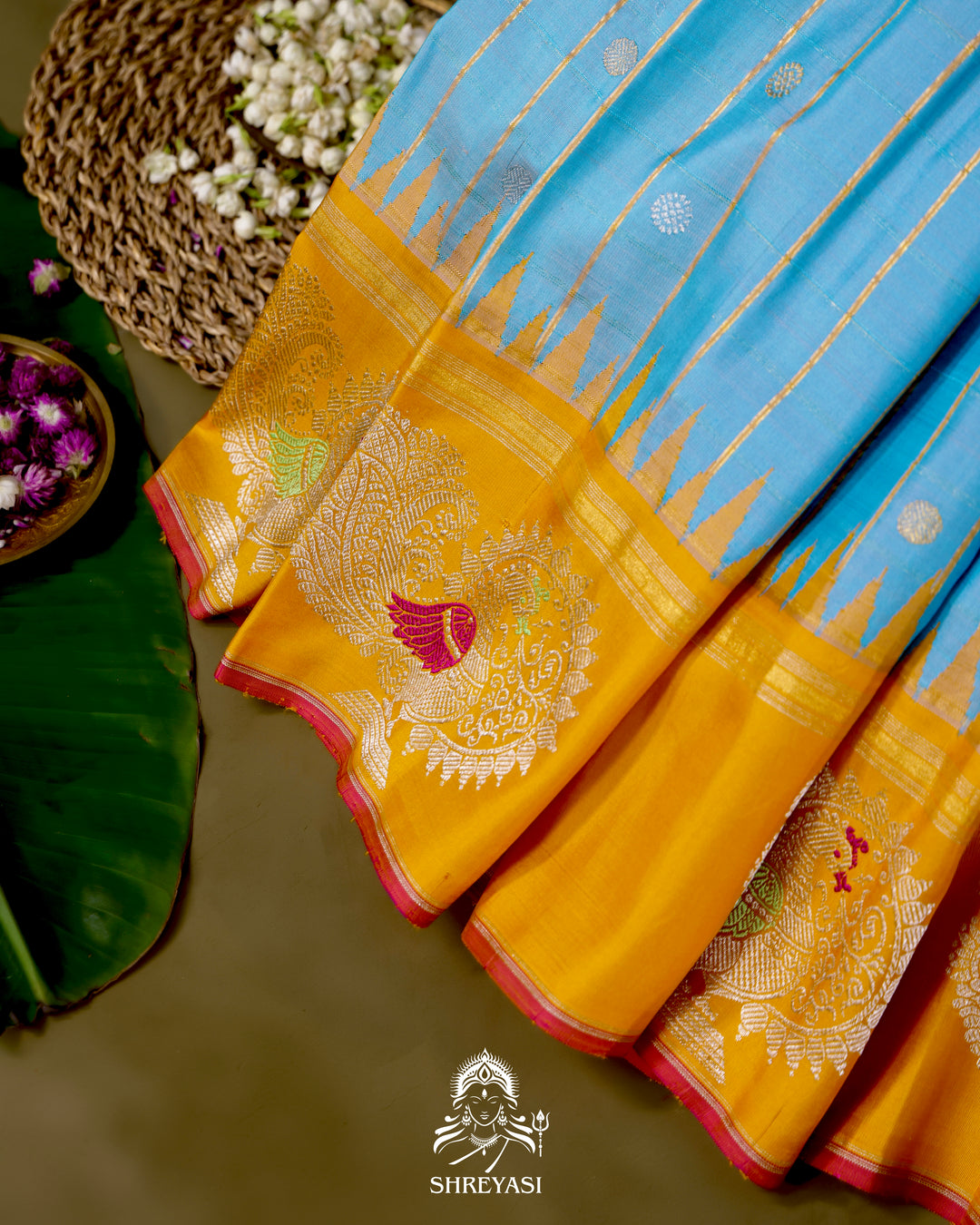 Handloom Pure Gadwal Silk Saree with Kuttu Korvai Border and Zari Peacock Motifs