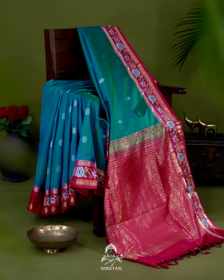 Handloom Pure Kanjivaram Silk Saree with Petit Point Embroidered Borders