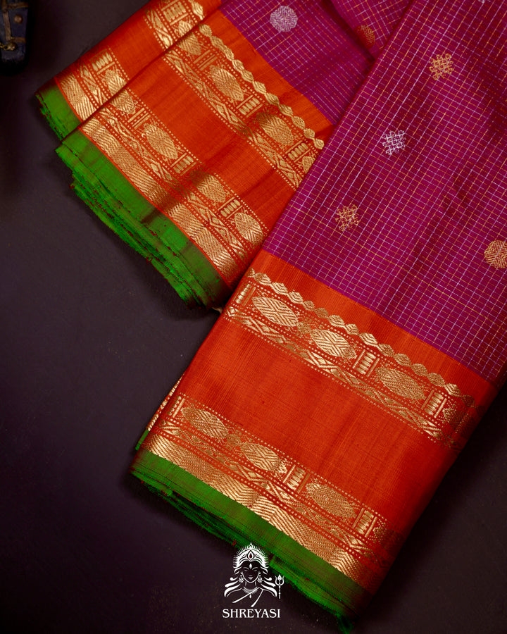 Handloom Pure Gadwal Silk Saree with Kuttu Korvai Border