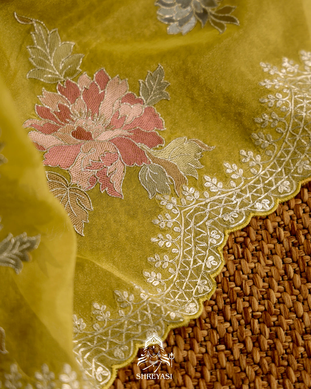 Pure Tissue Silk Saree with Floral Threadwork and Pita Embroidered Border