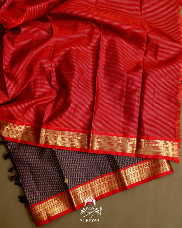Kanjivaram Silk Saree with Real Zari and Vairoosi Weaving
