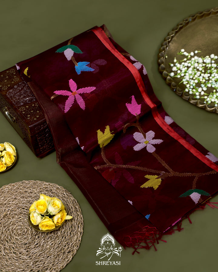 Handloom Pure Muslin Jamdani Saree in Full Jaal Needle Weaving