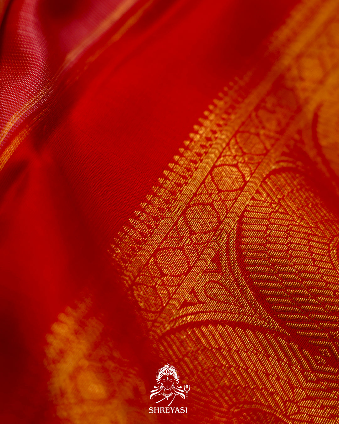 Handloom Pure Kanjivaram Silk Saree in Real Zari - Peach pink with Red and Orange Korvai Border