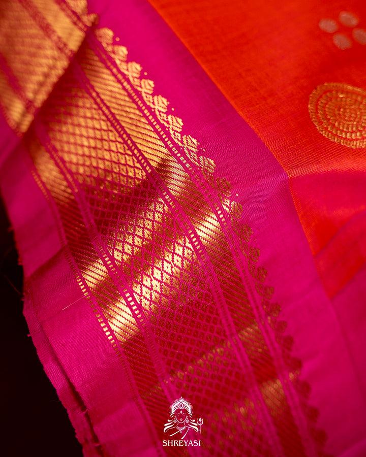 Handloom Pure Gadwal Silk Saree with Contrast Full Bhuti Blouse