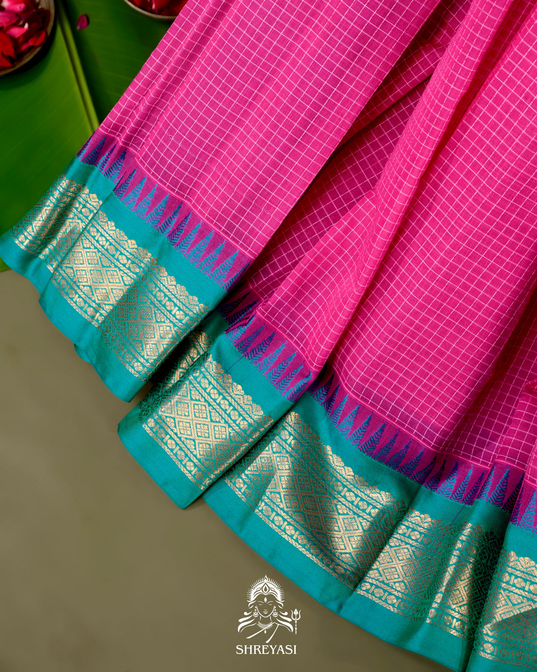 Handloom Pure Gadwal Cotton Saree with Contrast Silk Border and Zari Pallu