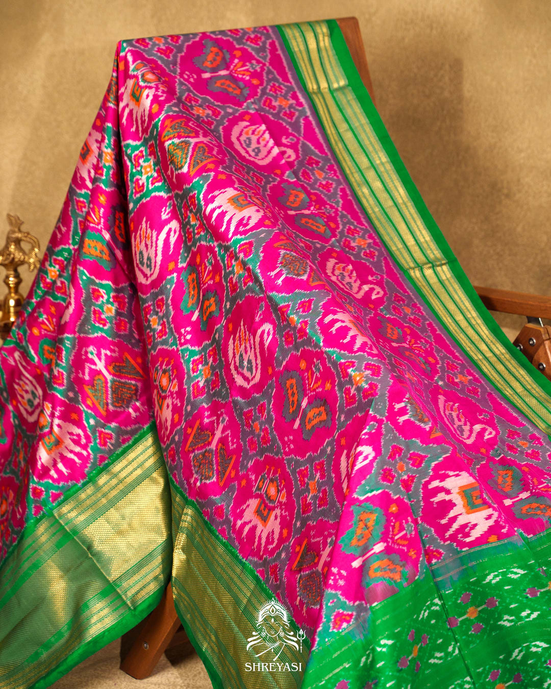 Pink & Green Handloom Pure Pochampally Silk Saree with Kanchi Borders