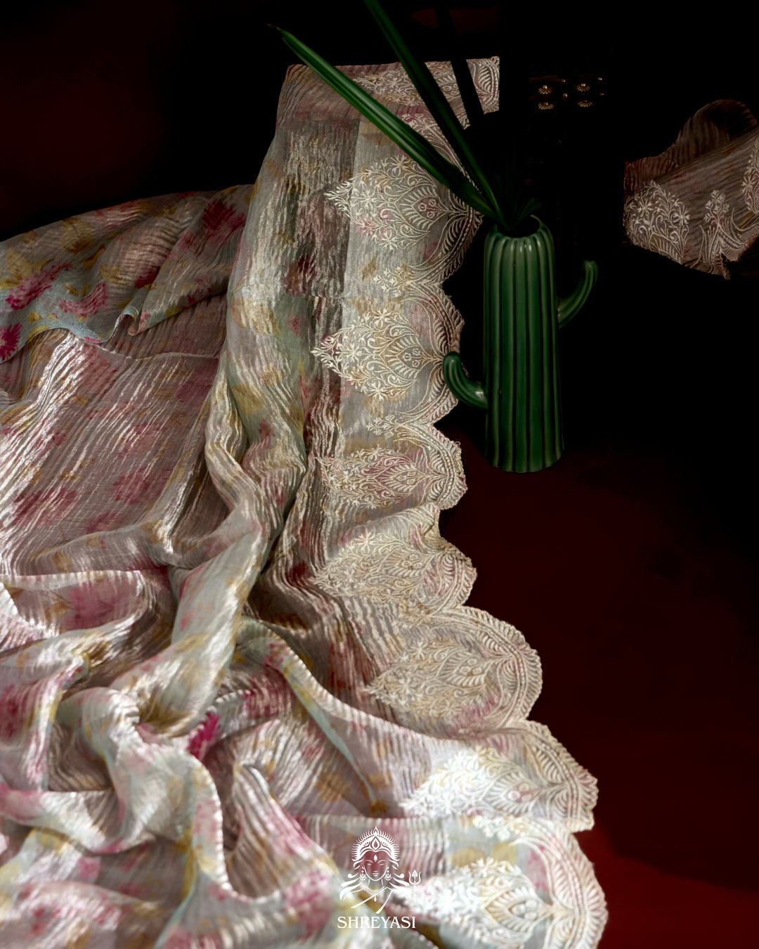 Pure Banarasi Crushed Tissue Saree with Scalloped Embroidery