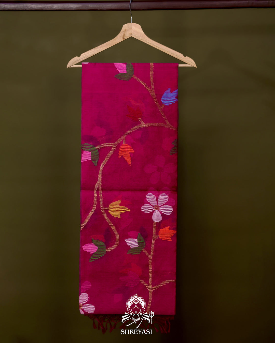 Handloom Pure Muslin Jamdani Saree in Full Jaal Needle Weaving