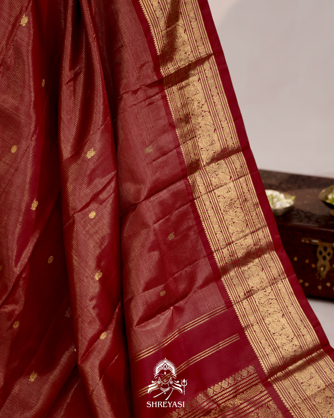 Handloom Kanjivaram Silk Saree with Real Zari