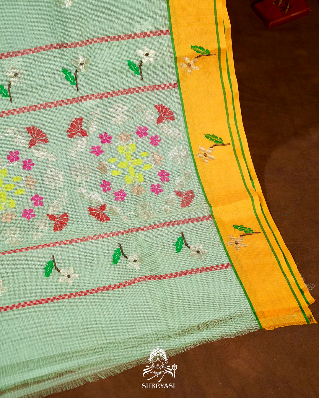 Handloom Pure Zari Kota Saree with Contrast Blouse