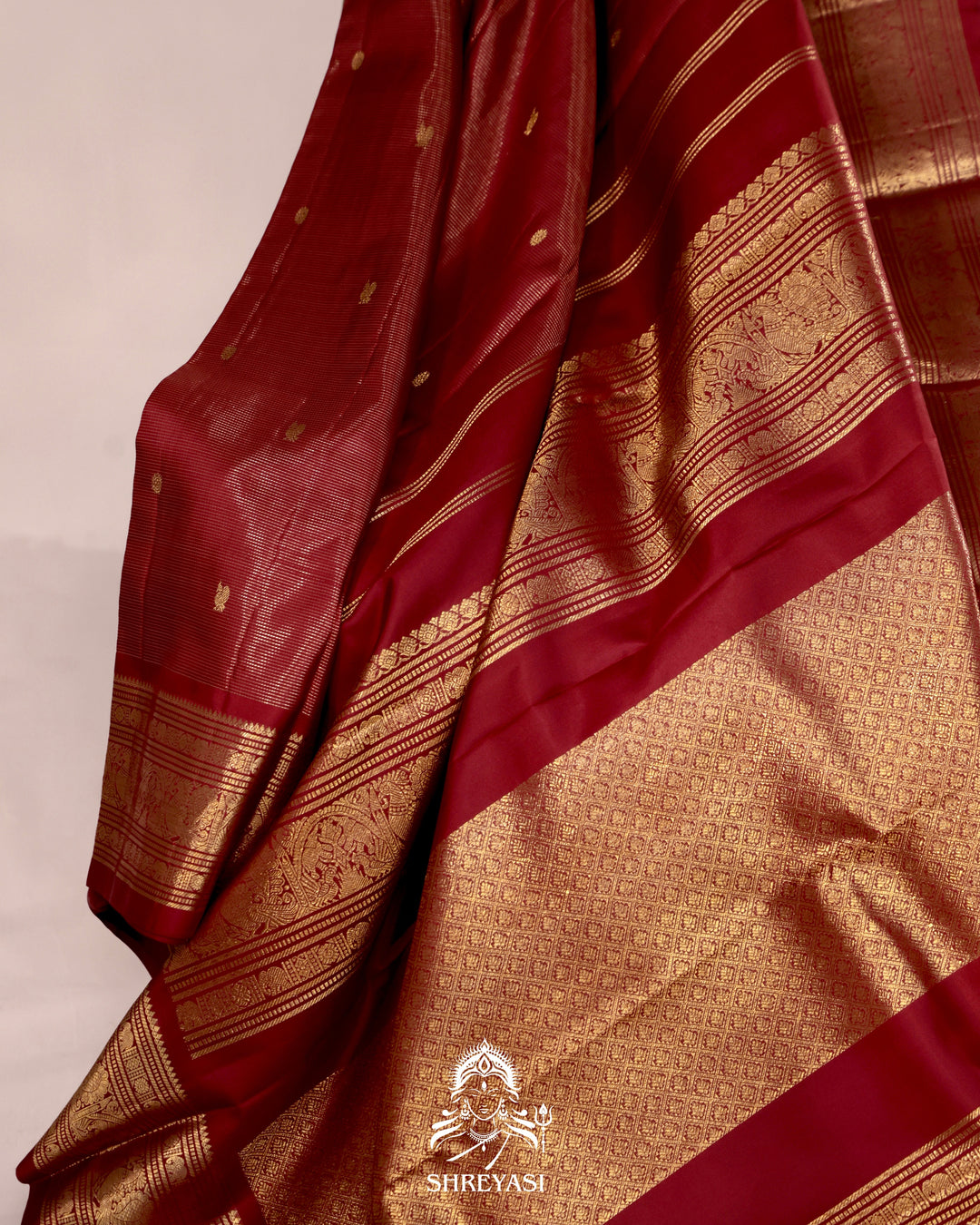 Handloom Kanjivaram Silk Saree with Real Zari