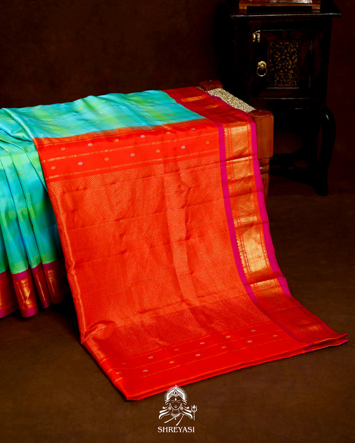 Handloom Pure Gadwal Silk Saree with Contrast Pallu & Full Bhuti Blouse