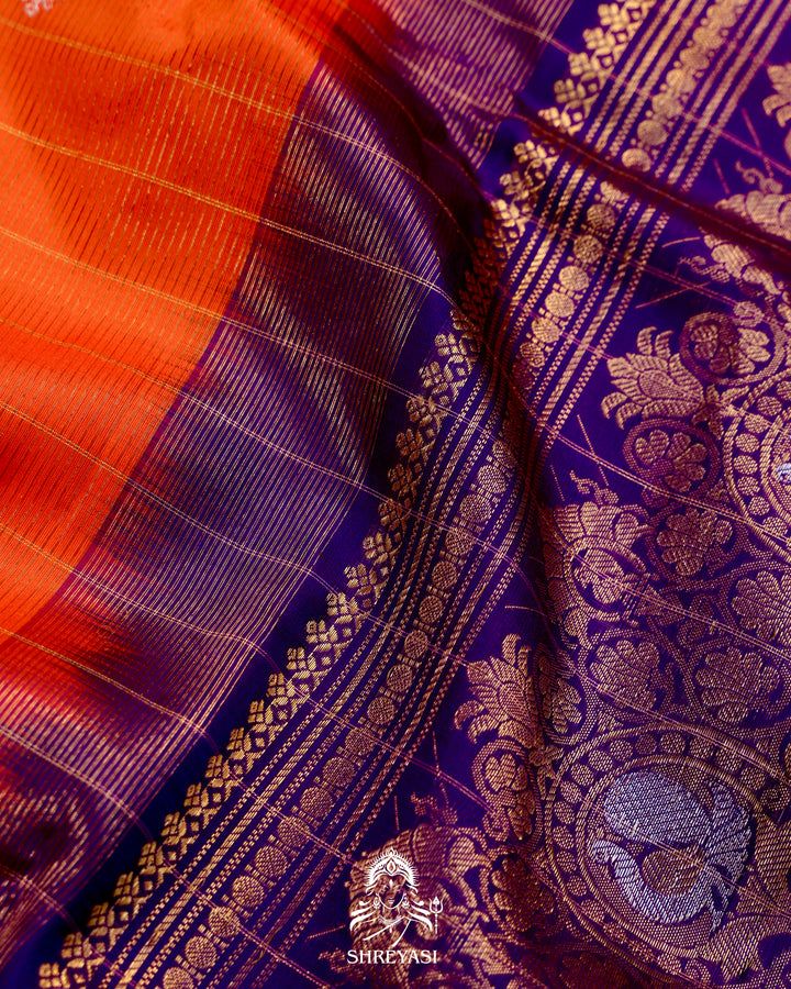 Handloom Pure Gadwal Silk Saree with Kuttu Korvai Border and Contrast Bhuti Blouse
