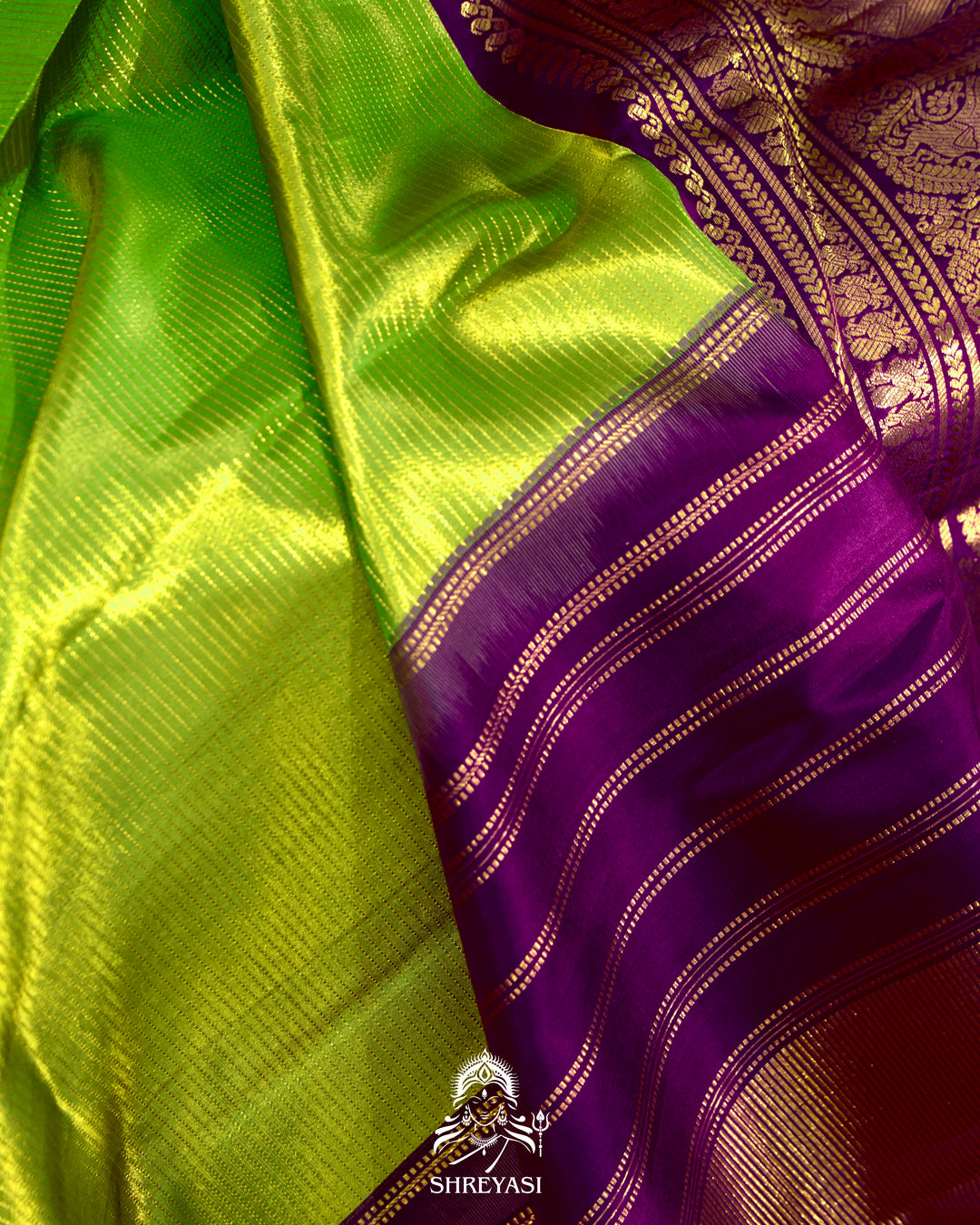 Kanjivaram Silk Saree With Real Zari in Vairoosi Weaving