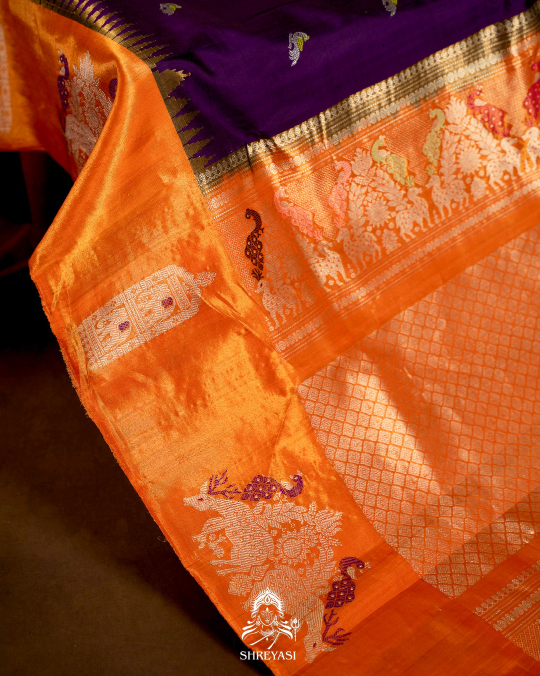 Handloom Pure Gadwal Silk Saree with Tissue Border & Contrast Full Bhuti Silk Blouse