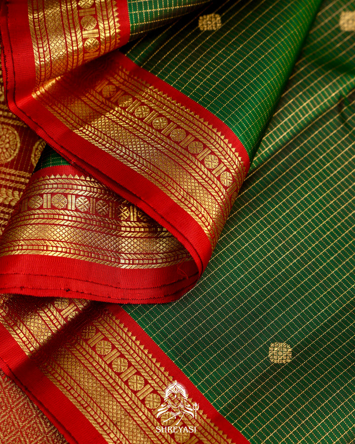 Kanjivaram Silk Saree with Real Zari and Vairoosi Weaving