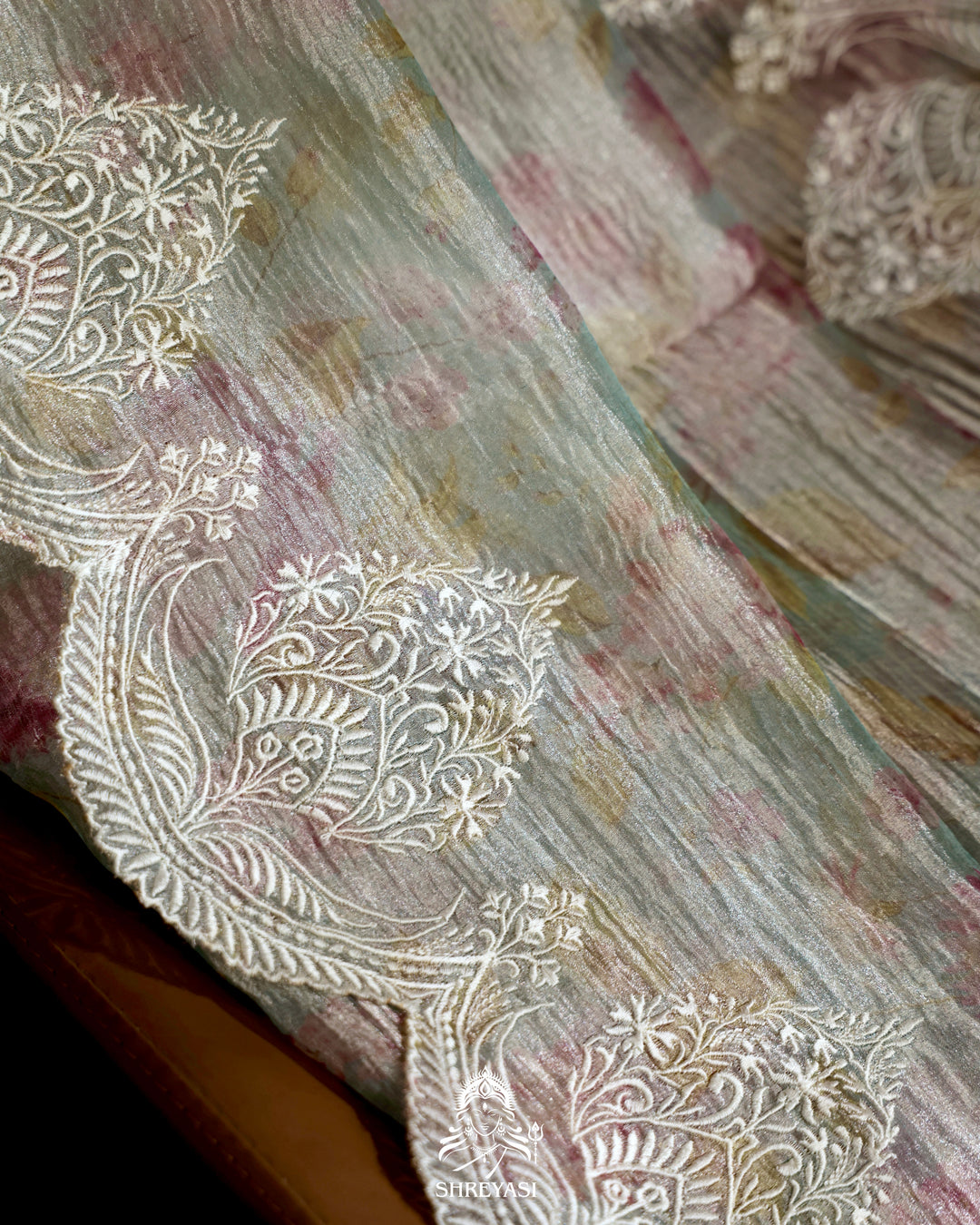 Pure Banarasi Crushed Tissue Saree with Scalloped Embroidery