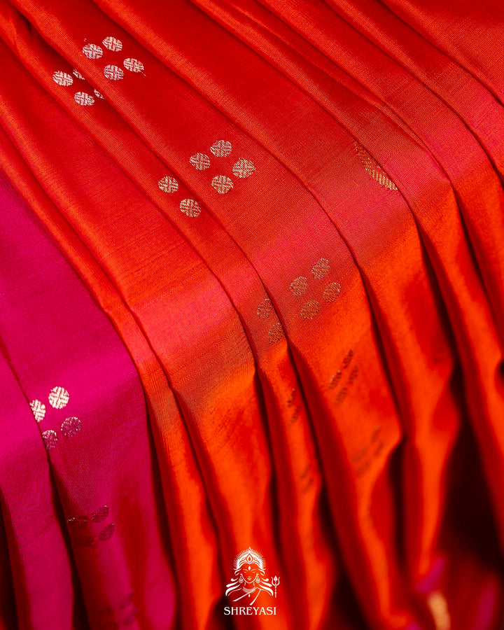 Handloom Pure Gadwal Silk Saree with Contrast Full Bhuti Blouse